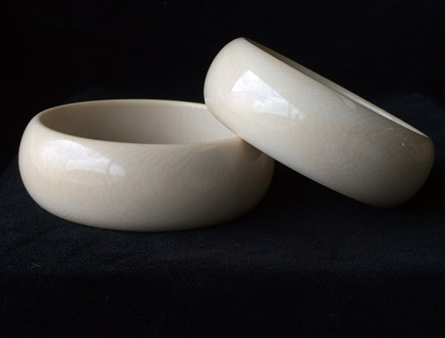 象牙色　バングル 026611ed541e4d600b9550c73a3cf1